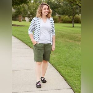 Crocs Molly Shoes Women’s 7 Black‎ Pink Mary Jane